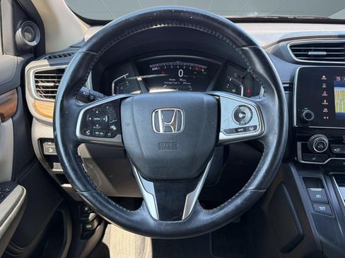 Used 2018 Honda CR-V Touring image 10
