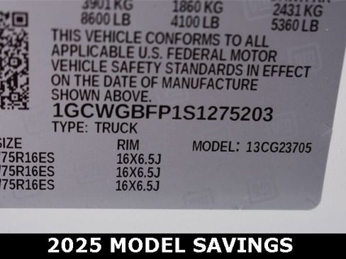 New 2025 Chevrolet Express 2500 Work Van image 30