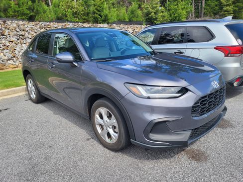 Used 2024 Honda HR-V LX image 3