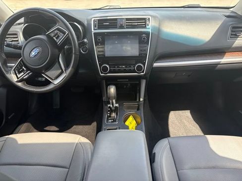 Used 2019 Subaru Outback 3.6R Limited AWD/4WD image 15
