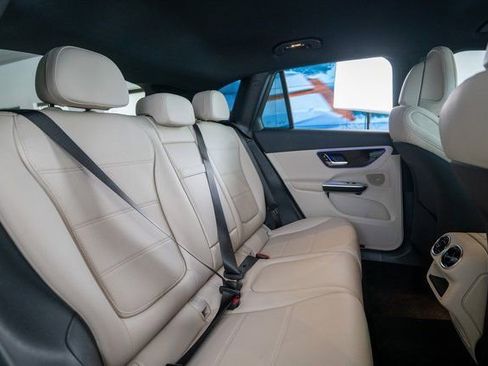 Certified 2025 Mercedes-Benz GLC 300 4MATIC image 29