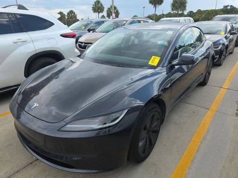 Used 2025 Tesla Model 3 Long Range RWD image 2