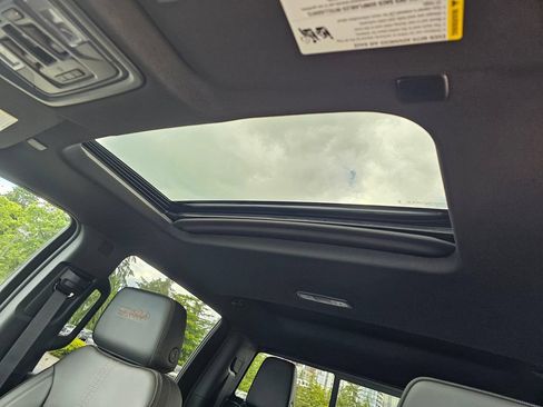 Used 2026 Chevrolet Silverado 3500 High Country w/ High Country Premium Package AWD/4WD image 23