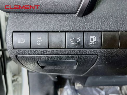 Used 2023 Toyota Camry SE w/ Convenience Package FWD image 12