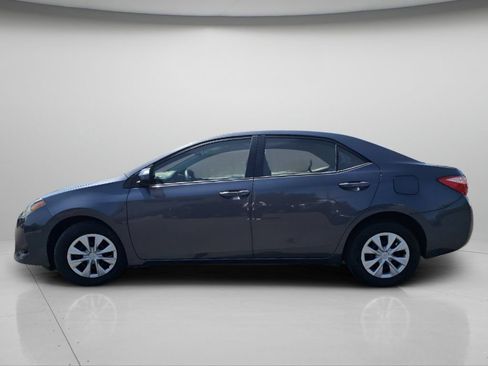 Used 2017 Toyota Corolla L w/ Carpet Mat Package (TMS) FWD image 19
