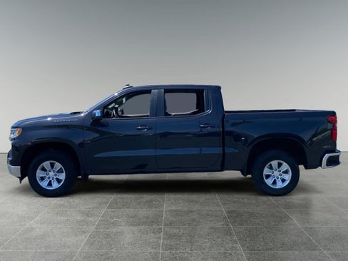 Used 2024 Chevrolet Silverado 1500 LT RWD image 2