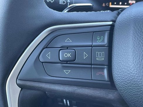 New 2026 Jeep Grand Cherokee L 4WD image 31