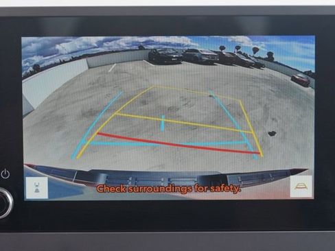 Certified 2025 Toyota Tacoma TRD Off-Road image 30