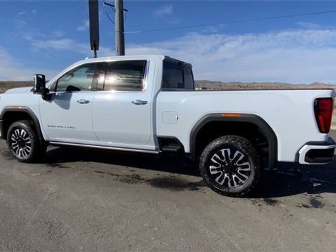 New 2026 GMC Sierra 3500 Denali Ultimate image 6