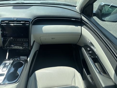 Used 2022 Hyundai Tucson Limited AWD/4WD image 24