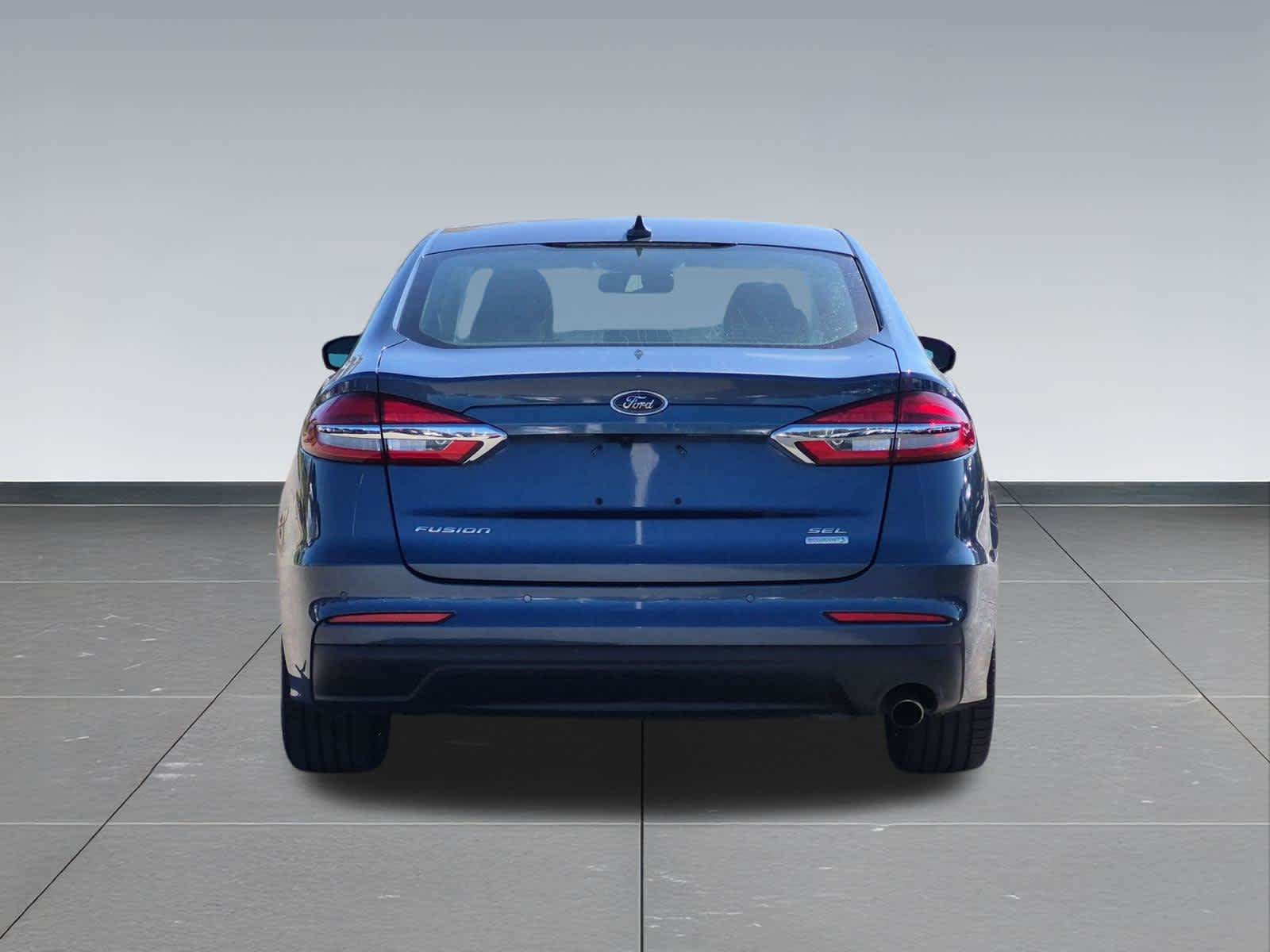 Used 2019 Ford Fusion SEL FWD image 5