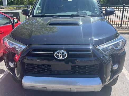Used 2020 Toyota 4Runner TRD Off-Road Premium w/ Moonroof Package AWD/4WD image 2