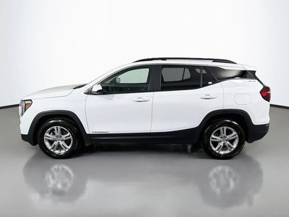 Used 2024 GMC Terrain SLE w/ Driver Convenience Package