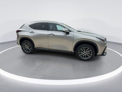 Used 2025 Lexus NX 250 FWD w/ Cold Area Package image 9