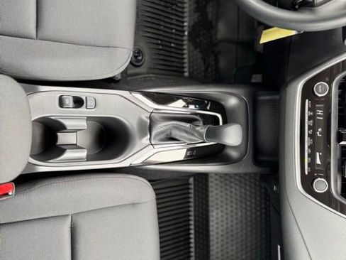 Used 2026 Toyota Corolla LE image 28