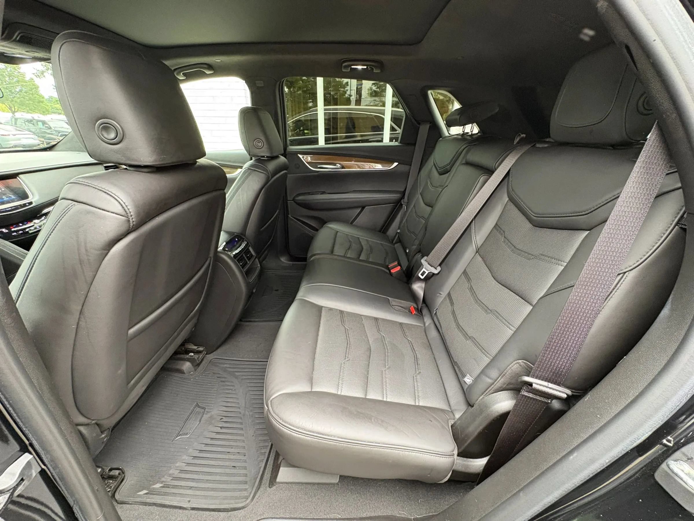 Used 2019 Cadillac XT5 Platinum AWD/4WD image 25