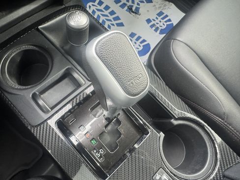 Certified 2023 Toyota 4Runner TRD Off-Road Premium image 28