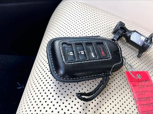 Used 2022 Lexus RX 450hL AWD w/ Premium Package image 15