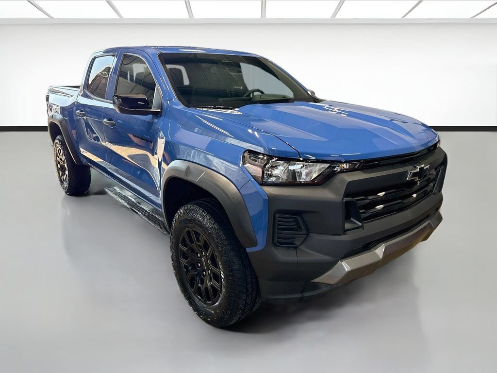New 2026 Chevrolet Colorado Trail Boss AWD/4WD image 3