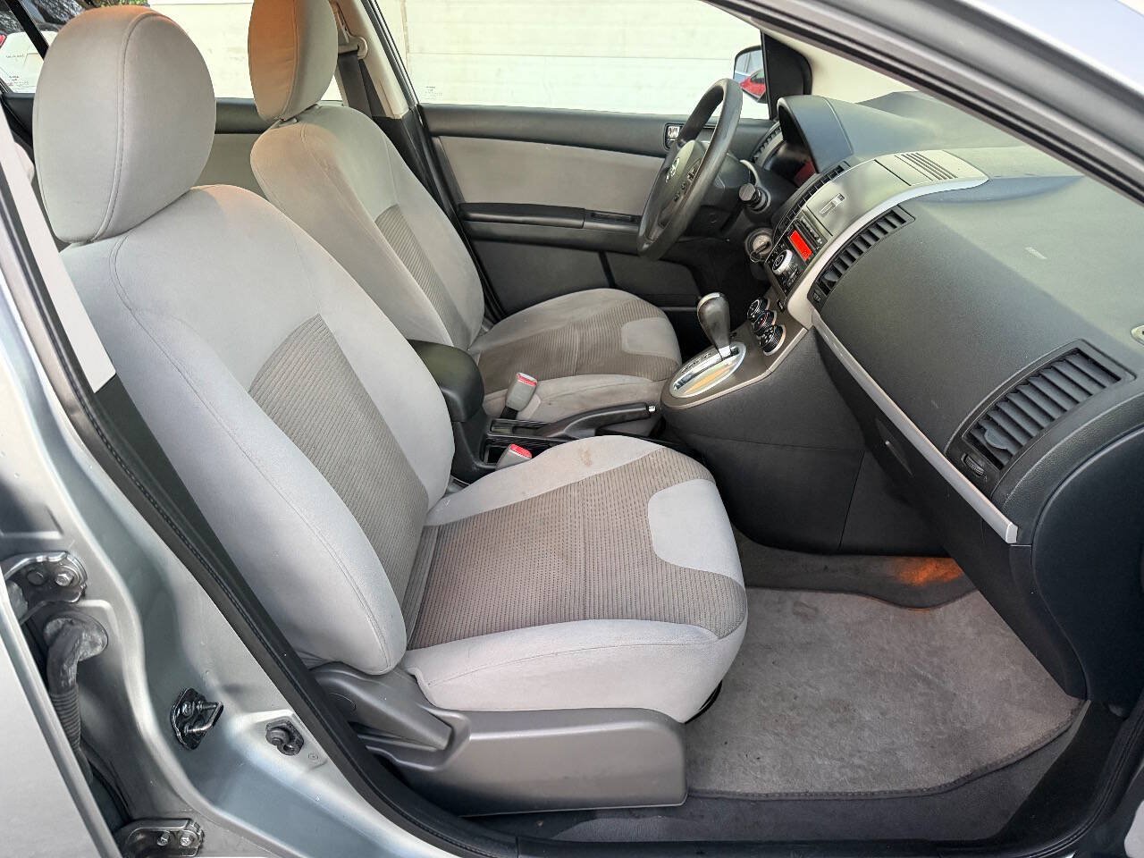 Used 2012 Nissan Sentra 2.0 S FWD image 19