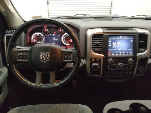 Used 2018 RAM 1500 Big Horn image 22