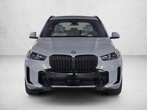 New 2026 BMW X5 xDrive50e w/ M Sport Package image 2