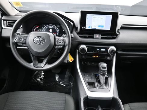 Certified 2025 Toyota RAV4 LE image 19