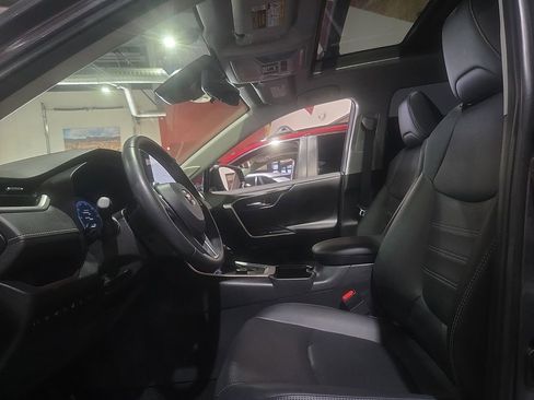 Used 2024 Toyota RAV4 Limited w/ Advanced Technology Package image 20