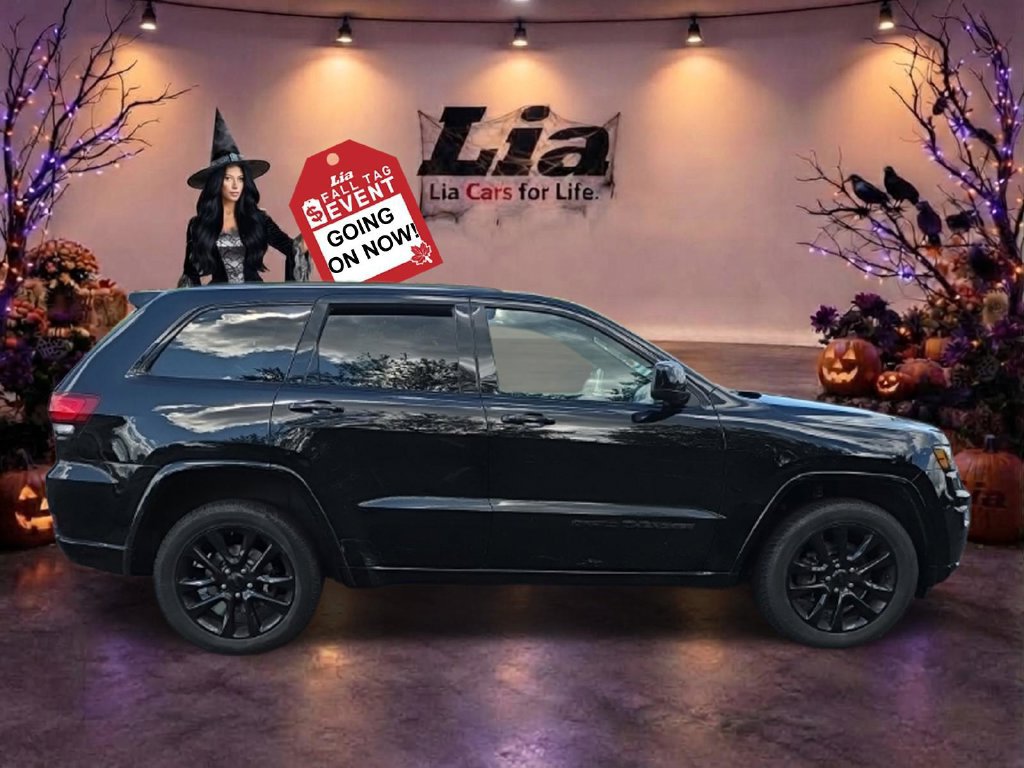 Used 2021 Jeep Grand Cherokee Laredo X AWD/4WD image 14