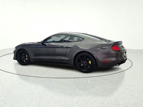 Used 2018 Ford Mustang Coupe w/ Black Accent Pkg RWD image 5