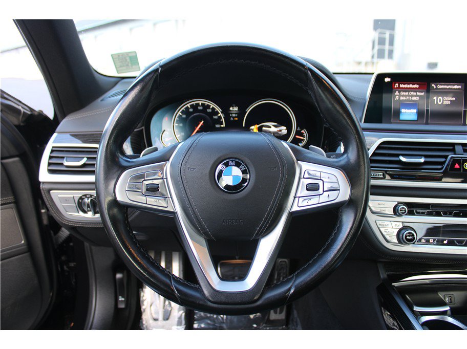 Used 2019 BMW 740i w/ M Sport Package RWD image 18