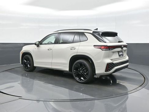 New 2026 Volkswagen Tiguan SE R-Line FWD image 5