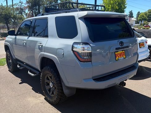 Used 2021 Toyota 4Runner Trail Special Edition AWD/4WD image 3