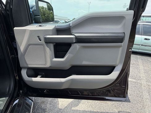 Certified 2018 Ford F150 XLT w/ Equipment Group 302A Luxury AWD/4WD image 31