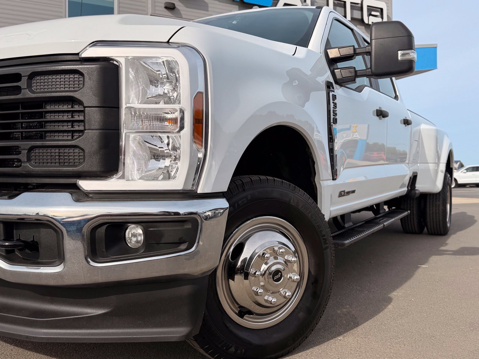 Used 2024 Ford F350 XL w/ XL Driver Assist Package AWD/4WD image 5