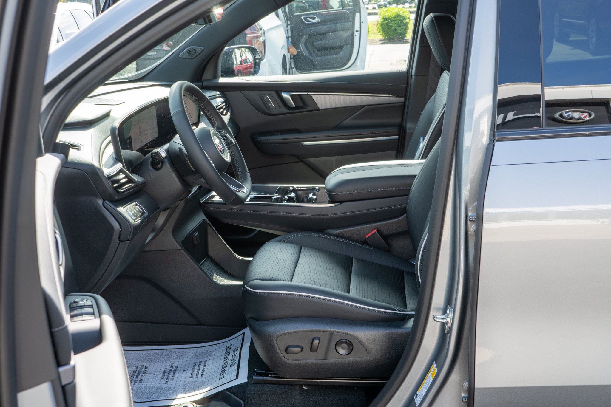 New 2026 Buick Enclave Sport Touring w/ Power Package FWD image 27