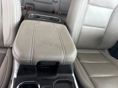 Used 2024 Chevrolet Silverado 1500 RST AWD/4WD image 35