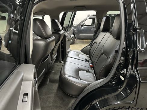 Used 2012 Nissan Xterra PRO-4X w/ Pro-4x Leather Pkg image 14
