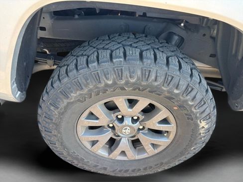 Used 2023 Toyota Tacoma TRD Sport image 40