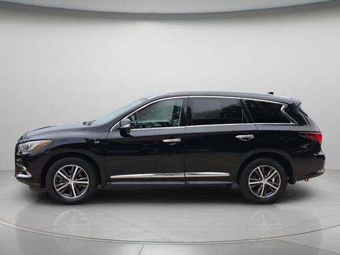 Used 2019 INFINITI QX60 Luxe w/ Essential Package FWD image 3