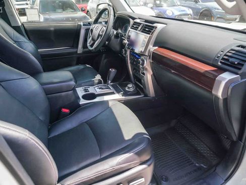 Used 2021 Toyota 4Runner Limited AWD/4WD image 15