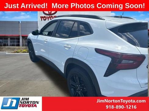Used 2025 Chevrolet Trax ACTIV w/ Driver Confidence Package FWD image 6