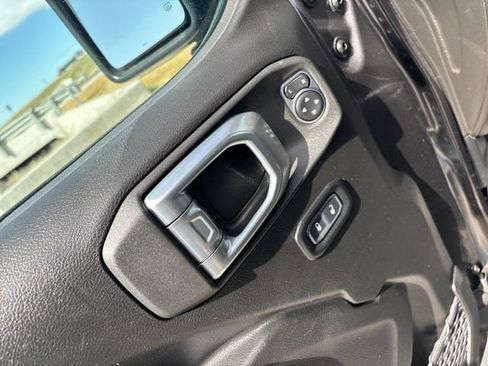 Used 2023 Jeep Gladiator Rubicon w/ Trailer Tow Package image 11