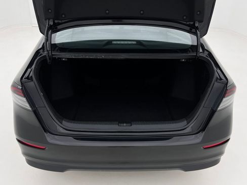 Used 2024 Honda Accord EX image 23