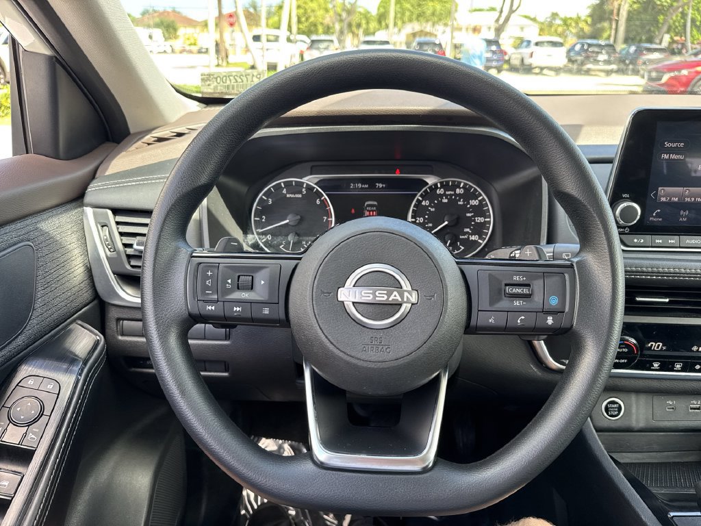 Used 2023 Nissan Rogue SV AWD/4WD image 48