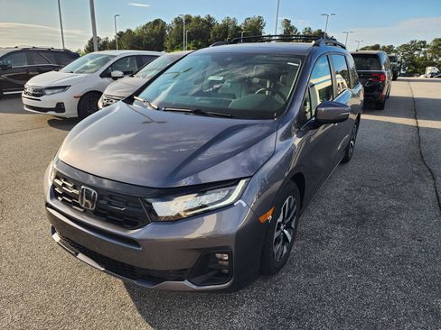 New 2026 Honda Odyssey EX-L image 2