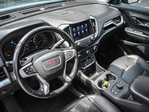 Used 2020 GMC Terrain SLT w/ Preferred Package AWD/4WD image 9