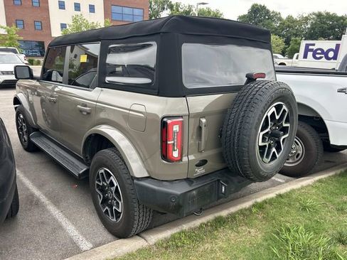 Used 2025 Ford Bronco Outer Banks AWD/4WD image 6