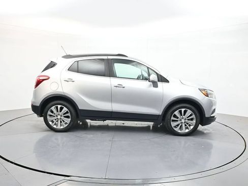 Used 2018 Buick Encore Preferred AWD/4WD image 8