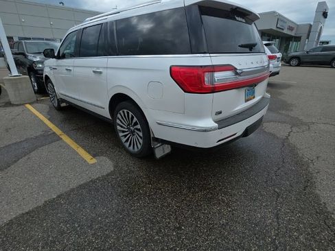 Used 2019 Lincoln Navigator L Reserve AWD/4WD image 3